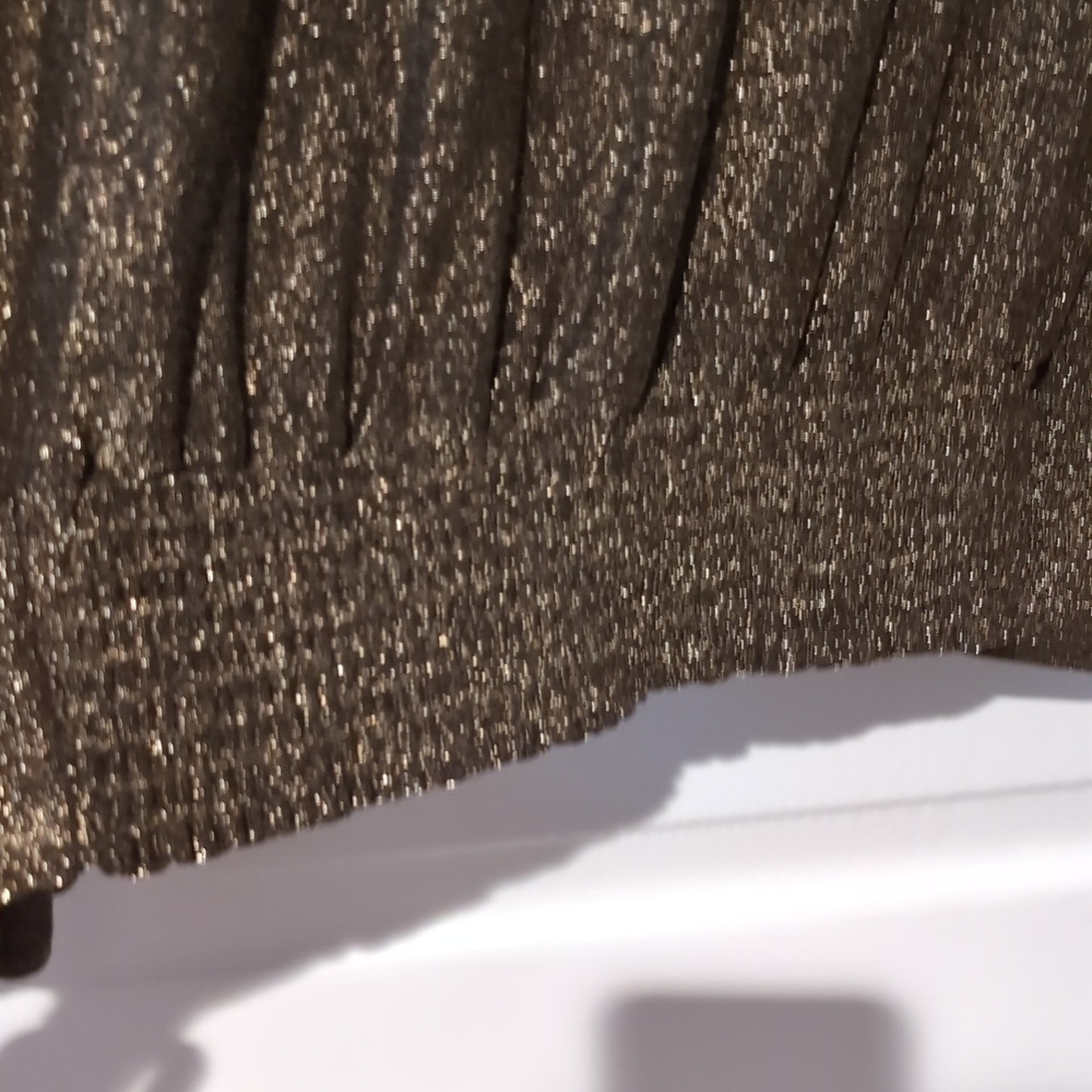 Karl Lagerfeld Banded Bottom Shimmer Top, XL - Picture 5 of 6